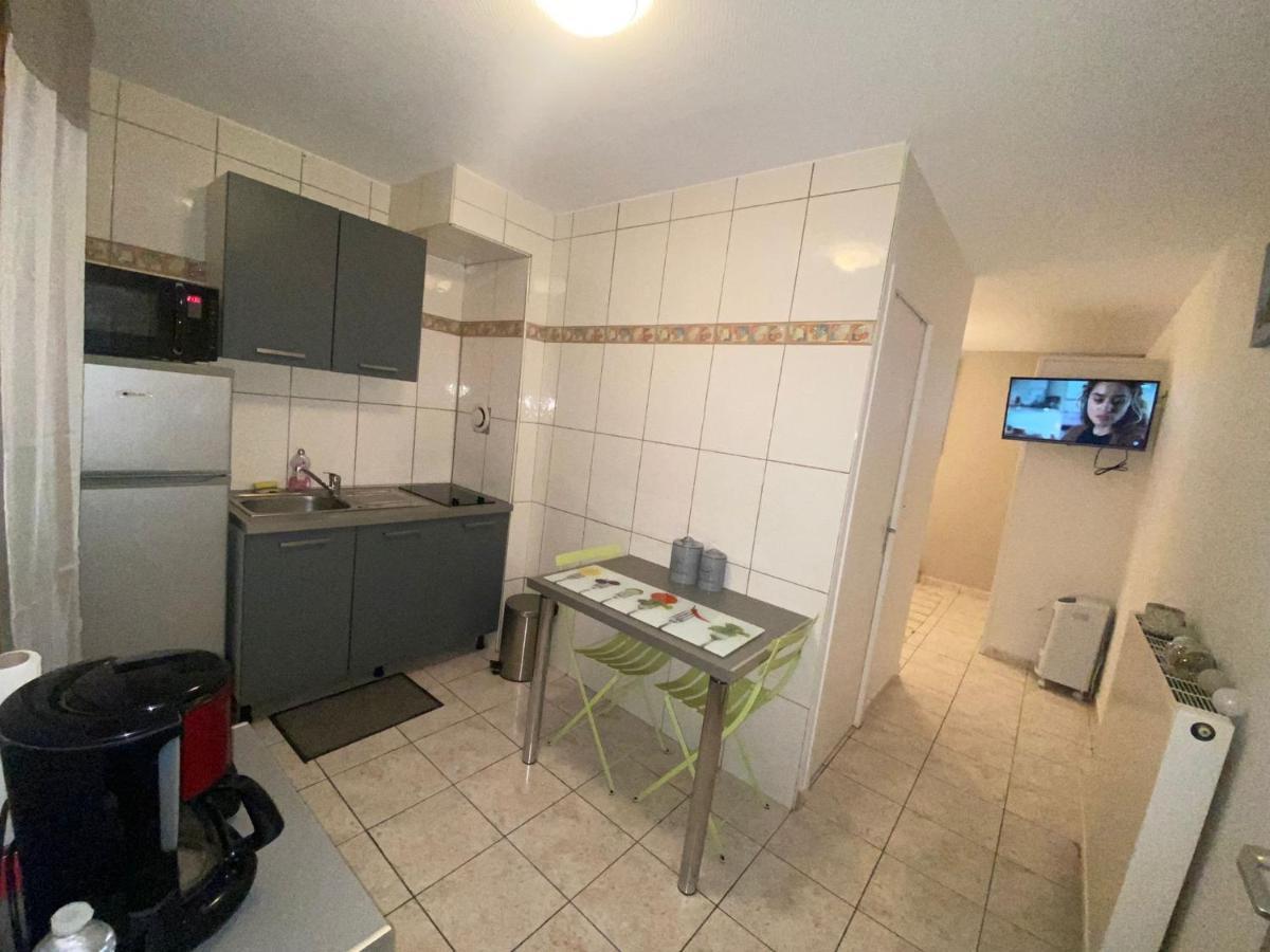 Apartament Studio Sainte Savine Zewnętrze zdjęcie